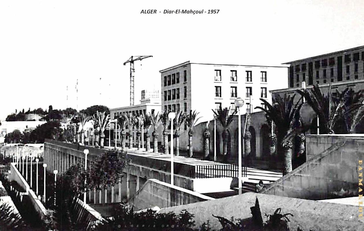 Alger - Diar-El-Mahcoul - 1957.jpg